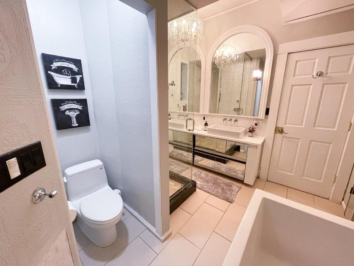 Perfect Wrigleyville Stay Чикаго Экстерьер фото