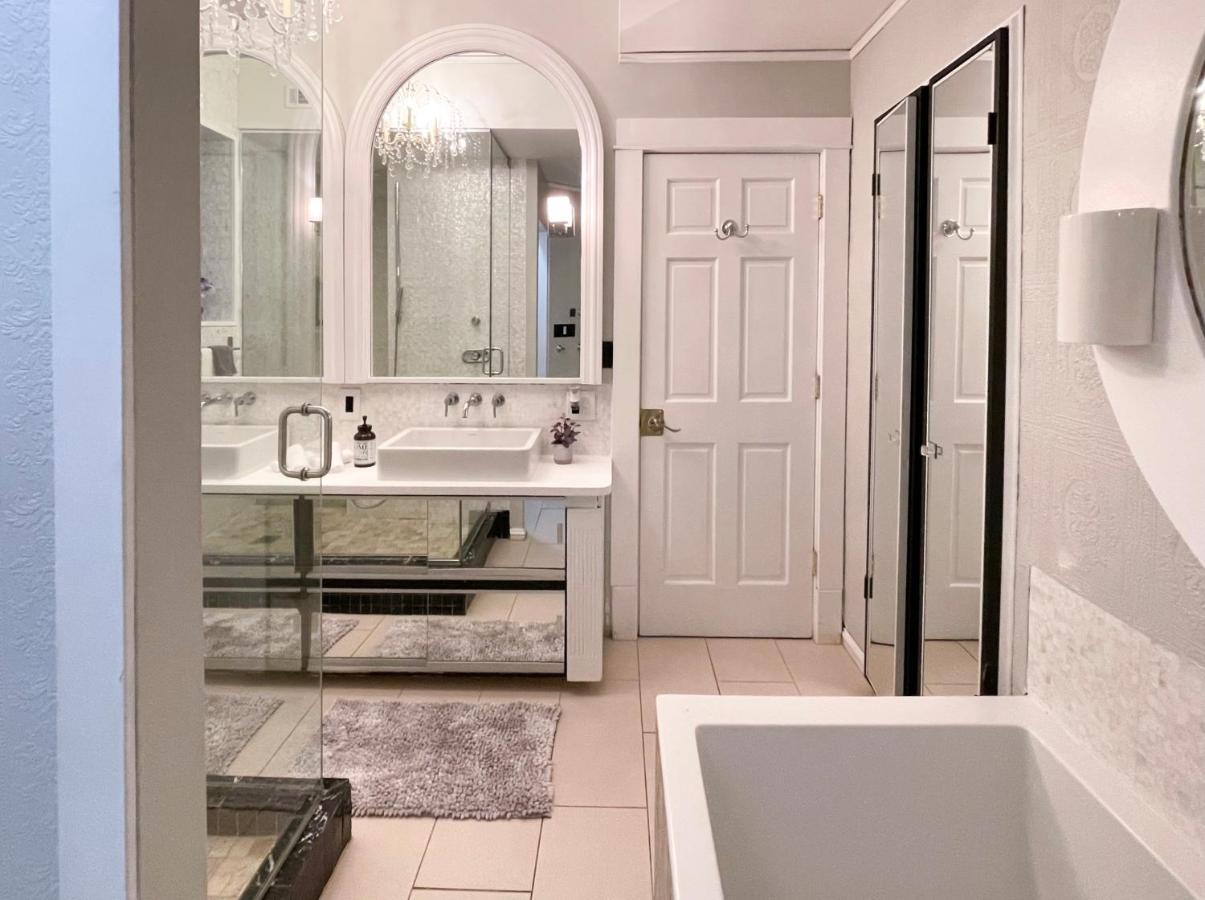 Perfect Wrigleyville Stay Чикаго Экстерьер фото